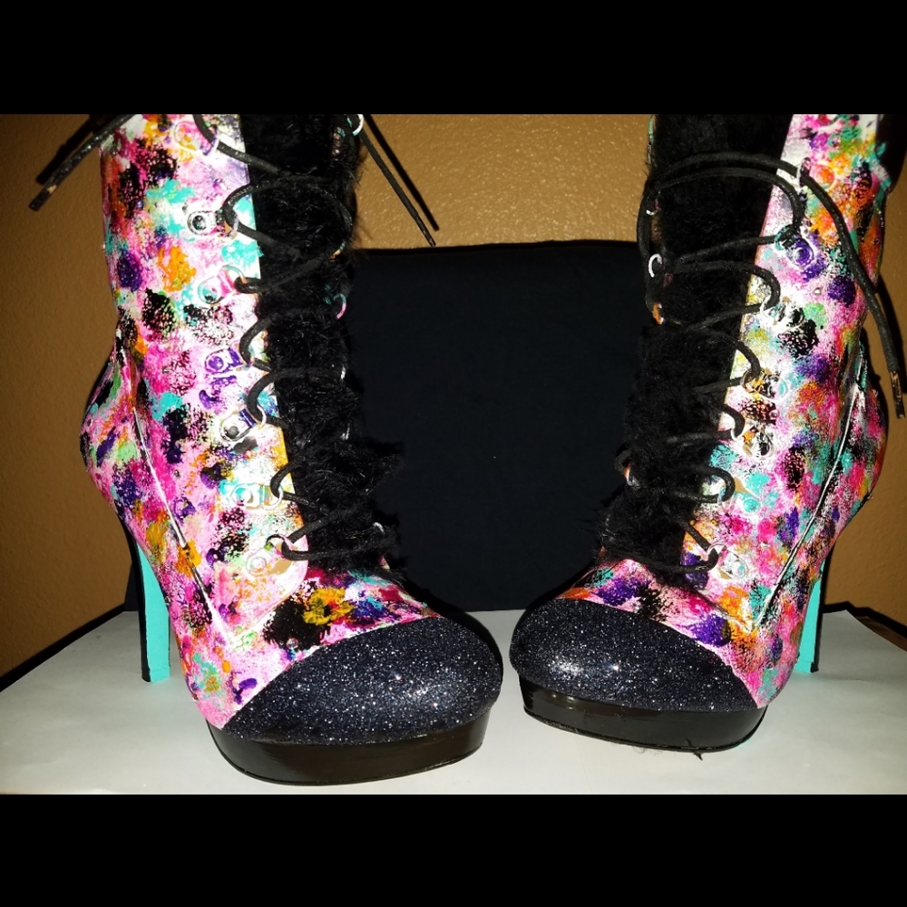 Custom shoes